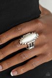 Canyon Colada white ring (Paparazzi)