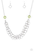 Daring Diva Green necklace (Paparazzi)